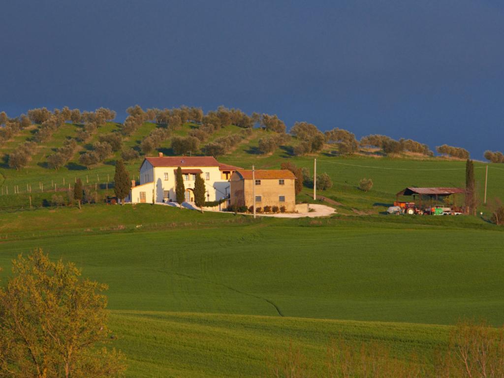 Вілла Agriturismo Poggio Tobruk П'єнца Екстер'єр фото